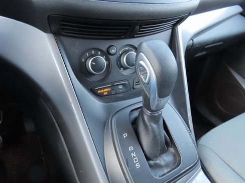 Used 2016 Ford Escape SE image 23