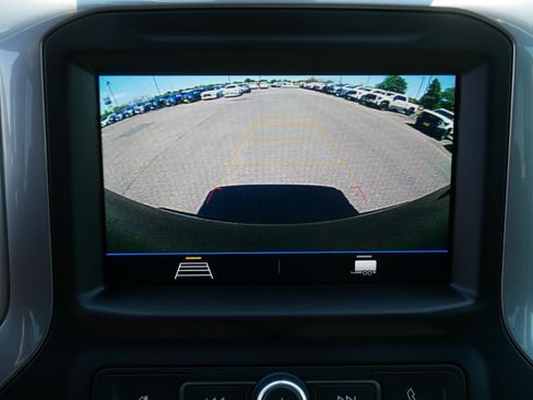 Used 2021 Chevrolet Silverado 1500 Custom Trail Boss w/ LPO, Dark Essentials Package AWD/4WD image 27