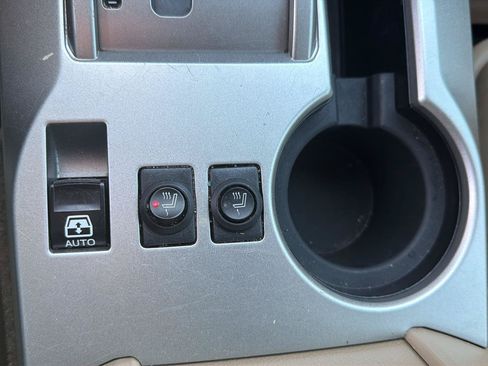 Used 2013 Toyota 4Runner SR5 RWD image 12