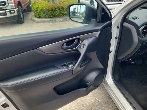 Certified 2020 Nissan Rogue Sport S FWD image 19