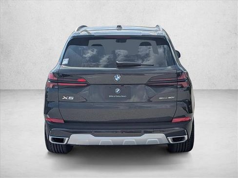 New 2026 BMW X5 sDrive40i image 7
