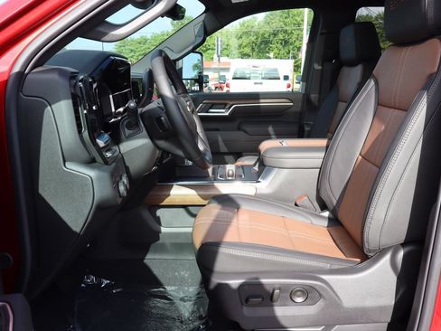 New 2026 Chevrolet Silverado 3500 High Country w/ Technology Package AWD/4WD image 5