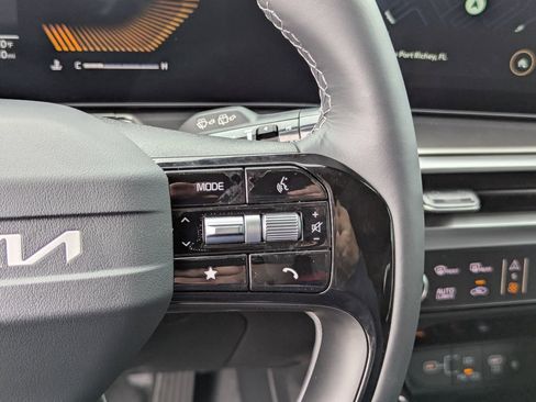 New 2026 Kia Sorento EX image 31