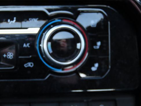 Used 2026 GMC Sierra 2500 AT4X image 31