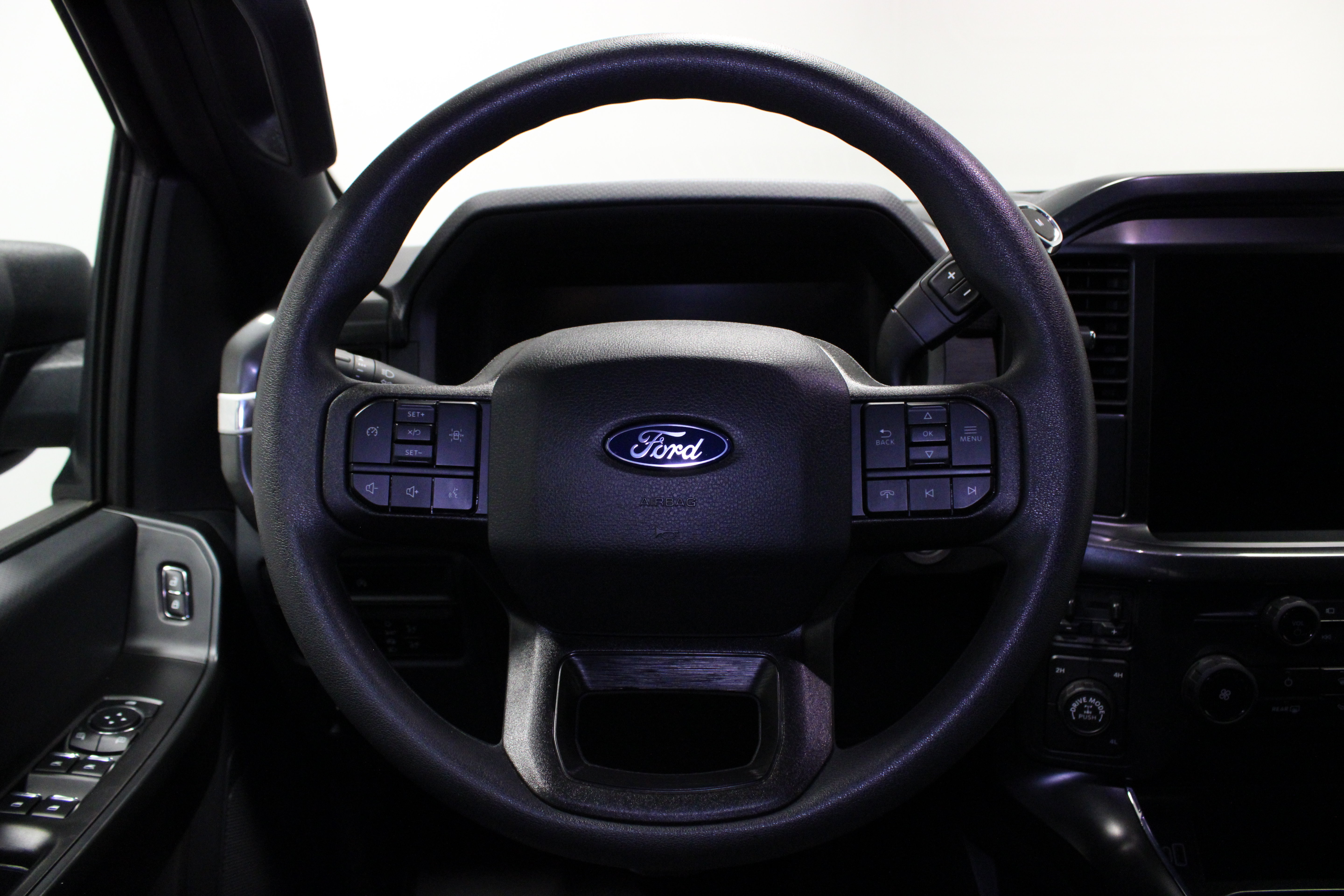 Used 2025 Ford F150 STX AWD/4WD image 21