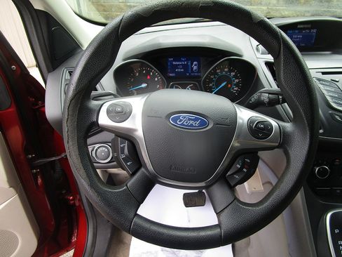 Used 2014 Ford Escape SE AWD/4WD image 19