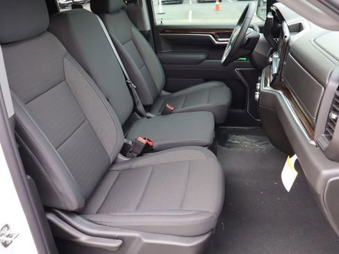 New 2026 GMC Sierra 1500 SLE w/ Max Trailering Package RWD image 24