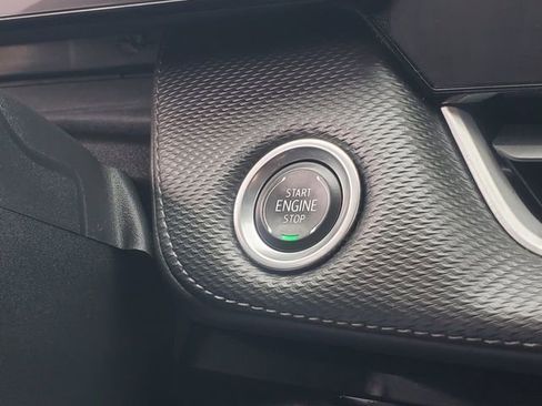 Certified 2025 Chevrolet Equinox LT w/ Convenience Package II image 18