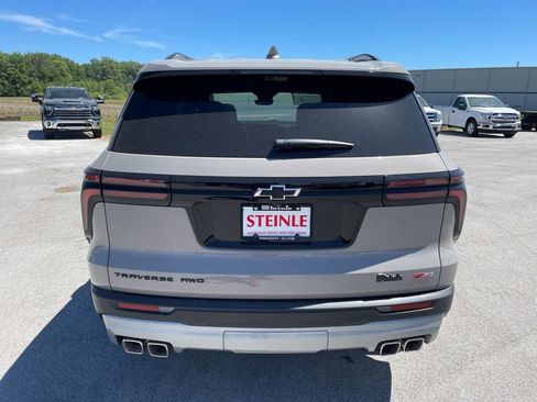 New 2026 Chevrolet Traverse Z71 w/ Enhanced Driving Package AWD/4WD image 6