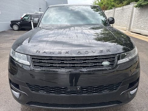 Used 2024 Land Rover Range Rover Sport SE AWD/4WD image 9