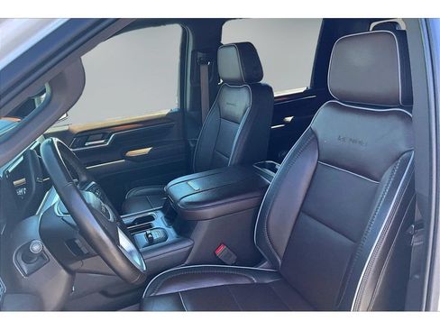 Certified 2024 GMC Sierra 2500 Denali w/ Denali Reserve Package AWD/4WD image 19