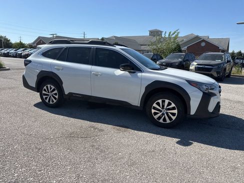 Certified 2024 Subaru Outback Premium w/ Popular Package #1 AWD/4WD image 7