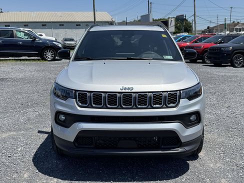 New 2026 Jeep Compass Latitude AWD/4WD image 24