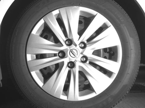 Used 2025 Nissan Sentra S image 14