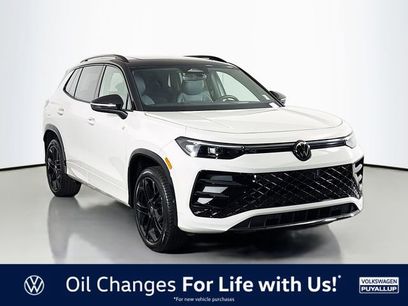 New 2025 Volkswagen Tiguan SE R-Line