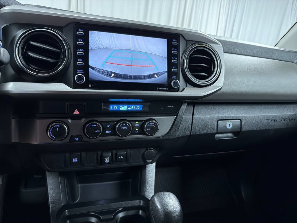 Used 2021 Toyota Tacoma SR5 AWD/4WD image 21