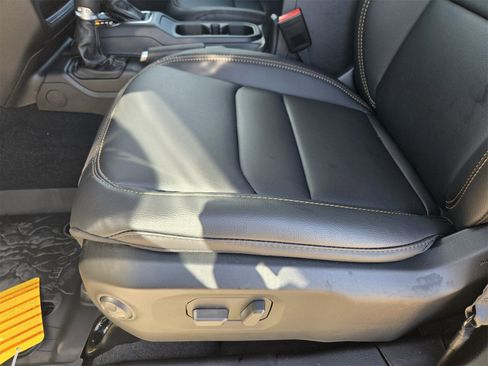 New 2026 Jeep Wrangler Unlimited Sahara image 24