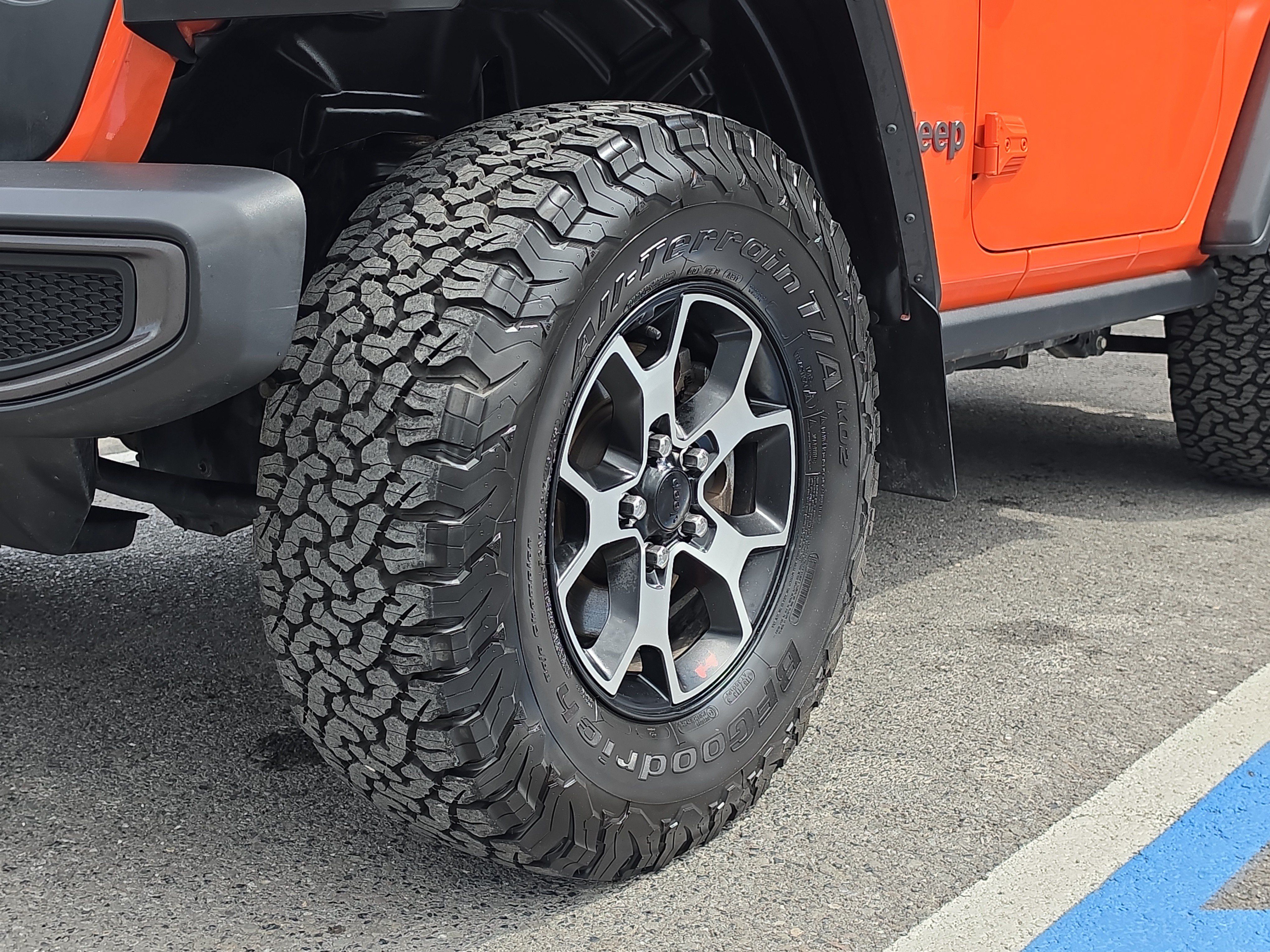 Used 2023 Jeep Wrangler Rubicon w/ Cold Weather Group AWD/4WD image 11