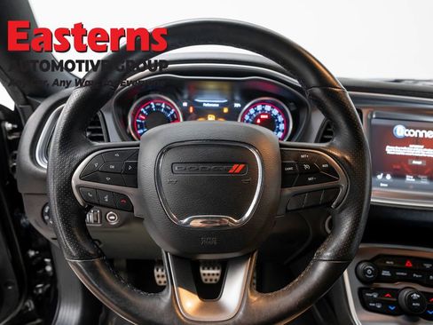 Used 2019 Dodge Challenger R/T Scat Pack RWD image 10