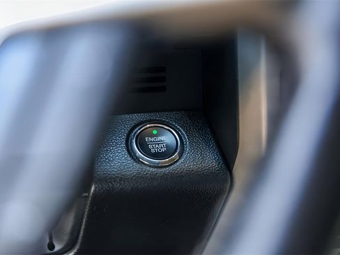 Used 2019 Ford F150 Lariat w/ Equipment Group 502A Luxury image 22