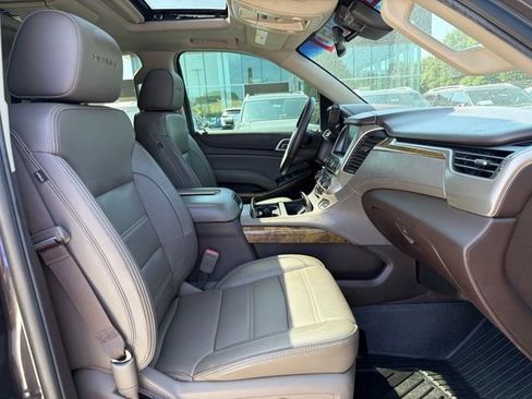 Used 2017 GMC Yukon Denali w/ Open Road Package AWD/4WD image 34