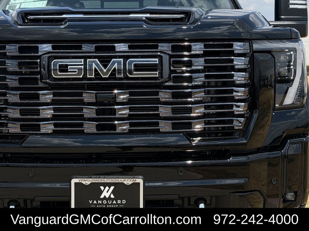New 2026 GMC Sierra 2500 Denali Ultimate AWD/4WD image 8