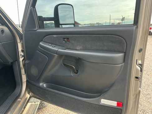 Used 2001 Chevrolet Silverado 2500 LS image 13