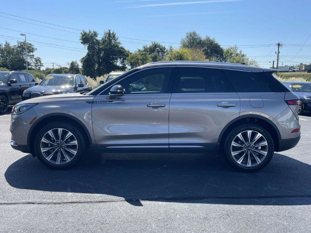 Used 2020 Lincoln Corsair Reserve w/ Equipment Group 201A FWD image 4