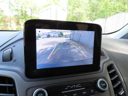 Used 2020 Ford Transit Connect XLT FWD image 25