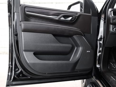 Used 2022 GMC Yukon Denali AWD/4WD image 45