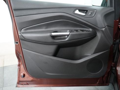 Certified 2018 Ford Escape SEL FWD image 28