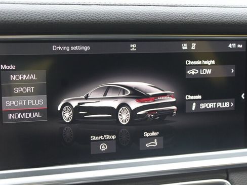 Used 2018 Porsche Panamera 4S AWD/4WD image 9