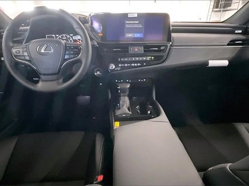 New 2025 Lexus ES 350 w/ Premium Package image 5