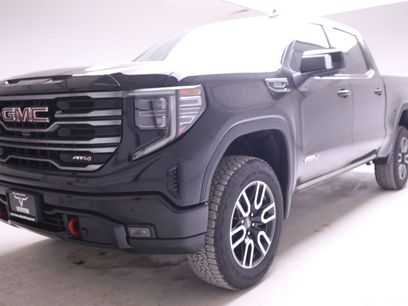 New 2026 GMC Sierra 1500 AT4 w/ AT4 Preferred Package