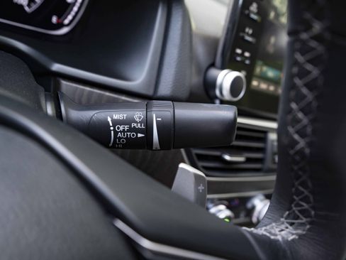 Used 2019 Honda Accord Touring image 24