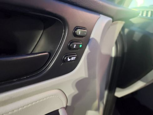 Used 2018 Honda Odyssey EX-L image 7