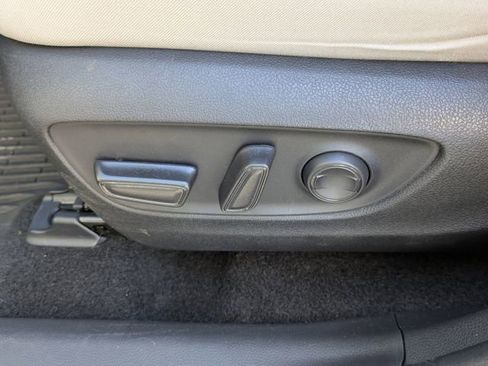 Used 2024 Toyota RAV4 XLE w/ Convenience Package FWD image 21