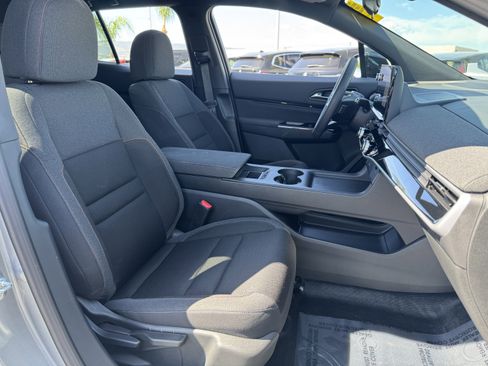 Used 2025 Honda Prologue EX image 31