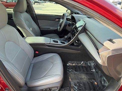 Certified 2021 Toyota Avalon Limited w/ Advanced Safety Package image 48