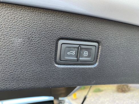 Used 2020 Audi Q7 2.0T Premium Plus AWD/4WD image 14