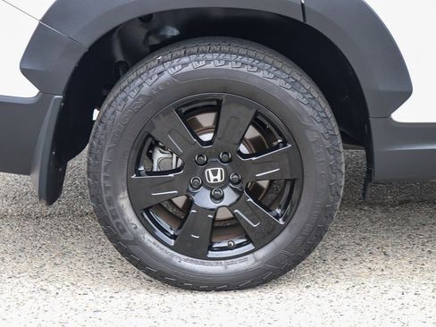 Certified 2022 Honda Pilot TrailSport image 11