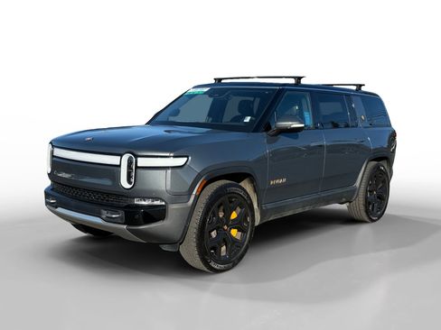 Used 2023 Rivian R1S Launch Edition image 1