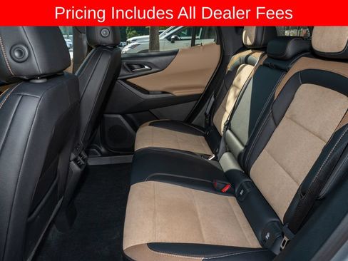 Used 2026 Chevrolet Equinox ACTIV w/ Convenience Package III AWD/4WD image 9