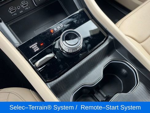 New 2025 Jeep Grand Cherokee Limited w/ Luxury Tech Group II image 12