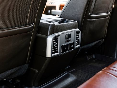 Used 2019 Ford F250 King Ranch w/ King Ranch Ultimate Package AWD/4WD image 41