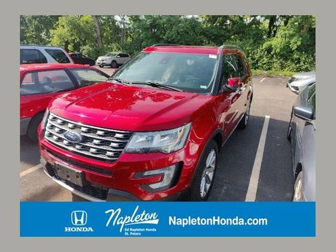 Used 2017 Ford Explorer Limited w/ Equipment Group 301A AWD/4WD image 1
