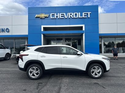 New 2026 Chevrolet Trax LS w/ LS Convenience Package