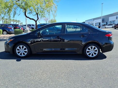 Used 2024 Toyota Corolla LE image 4