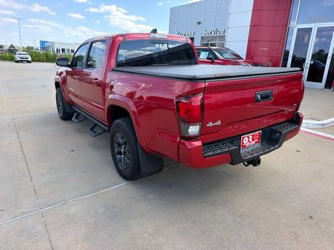 Used 2023 Toyota Tacoma SR5 w/ Technology Package AWD/4WD image 3