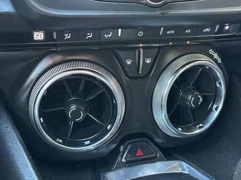 Certified 2023 Chevrolet Camaro LT image 26